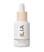 en flaske illa super serum skin tint spf 30.