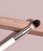 ilia-blendig-brush-vegansk-box