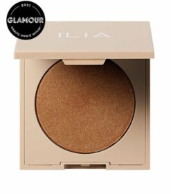 ilia-beauty-daylite-highlighting-powder-showdown copy