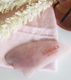 namaka-rituals-gua-sha-rose-quartz-nani