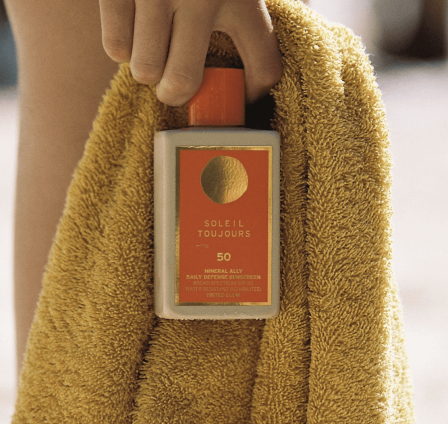 soleil-toujours-mineral-ally-tinted-glow-spf50