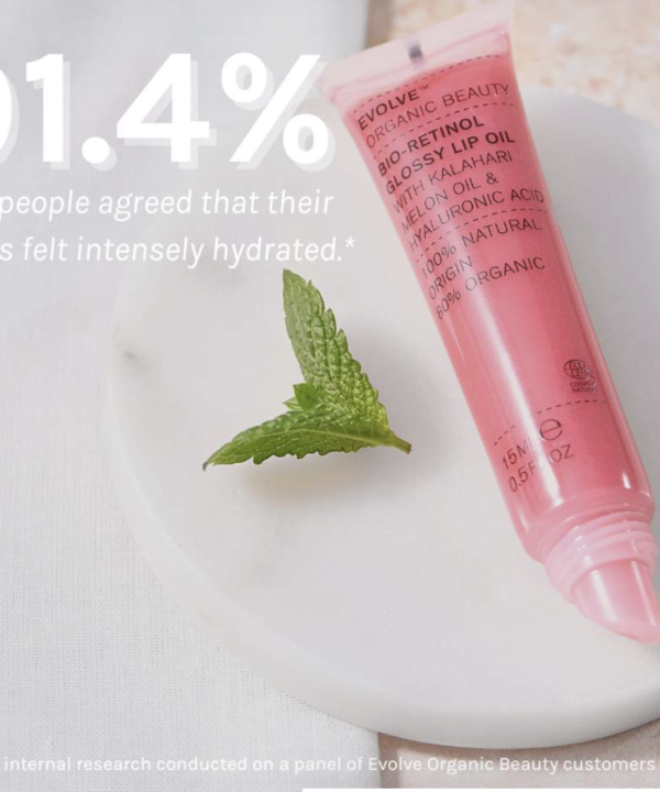94 % af mennesker siger, at de føler sig mere hydrerede efter at have brugt Evolve Organic Beauty Bio-Retinol Glossy Lip Oil 15 ml.