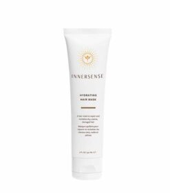 En tube med Innersense Hydrating Hair mask TRAVEL - 59,1 ml på en hvid baggrund.