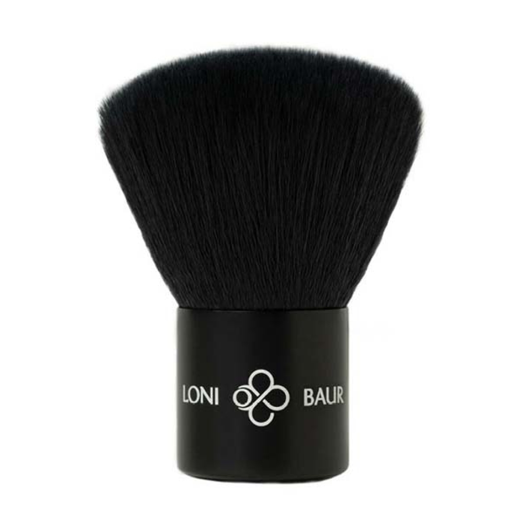 En sort makeup børste med et sort håndtag.