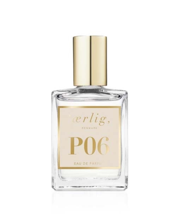 A Ærlig P06 – Eau de Parfum 15 ml glasflaske Roll on TRAVEL på hvid baggrund.