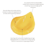 En klat af Evolve Miracle Vitamin C Mask 60 ml, fremhævet for sin aha-frugtblanding, eksfoliering og udstrålingsboostende egenskaber.